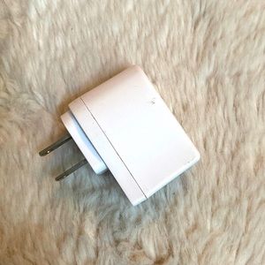 TRAVEL POWER SUPPLY ADAPTER